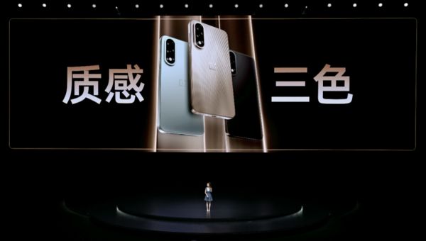 至尊系列发布 带来远超同档的旗舰游戏体验j9九游会俱乐部登录入口一加Ace 5(图3)